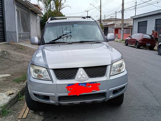 MITSUBISHI PAJERO TR4 2.0 4X2 16V 140CV FLEX 4P MANUAL MITSUBISHI PAJERO TR4 2.0 4X2 16V 140CV FLEX 4P MANUAL